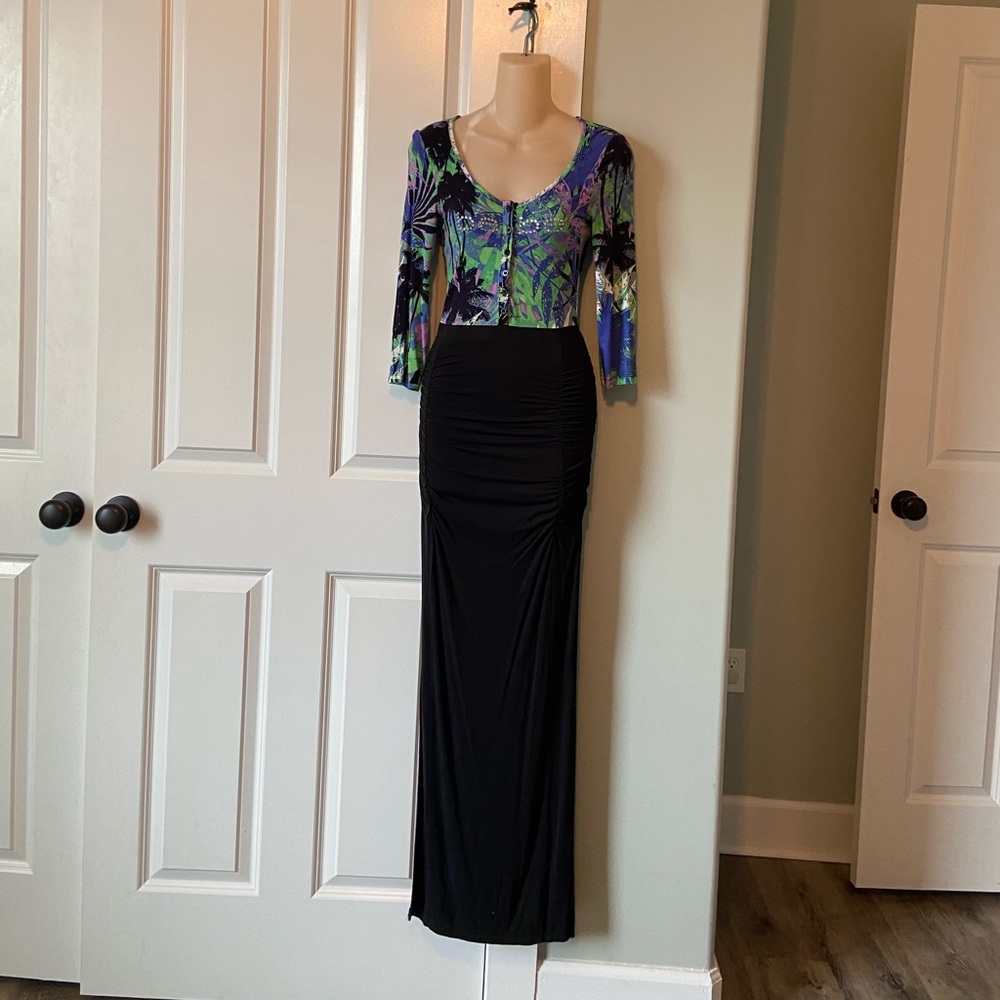 Gorgeous XS bebe maxi dress.